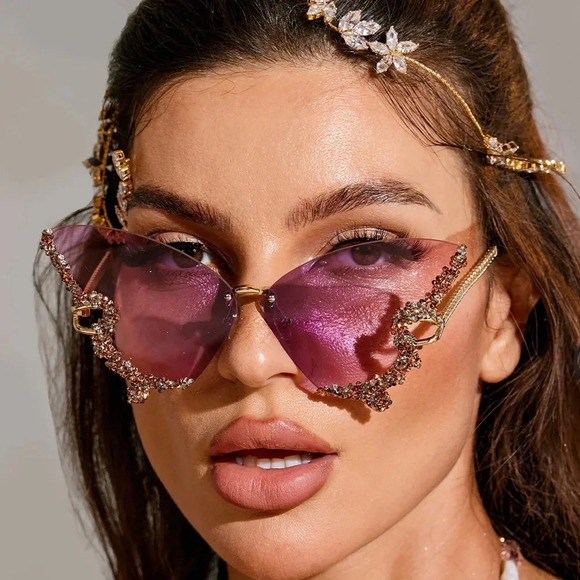 Medusa Butterfly Wings Purple Crystal Sunglasses - Picture 2 of 10